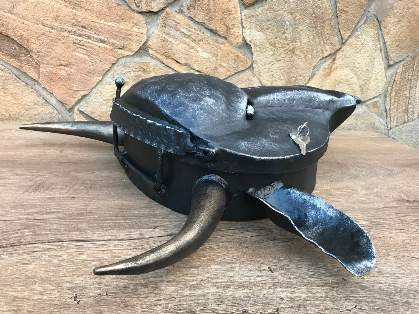 Mailbox with lock, mailbox, mail box, locking mailbox, mail boxes, bull head, bull decor, bull gift,mailboxes,mail box outdoor,mail box post