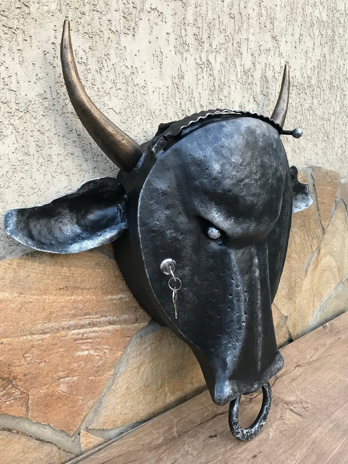 Mailbox with lock, mailbox, mail box, locking mailbox, mail boxes, bull head, bull decor, bull gift,mailboxes,mail box outdoor,mail box post