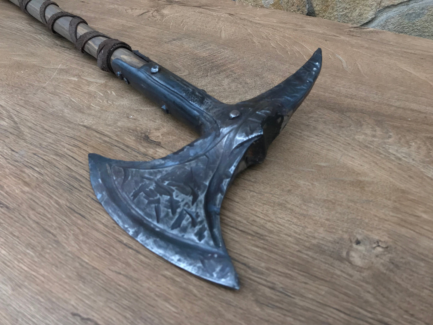 Skyrim axe, The Elder Scrolls, Iron Battleaxe, battle axe, mens armor, cosplay axe, cosplay axe, anniversary gift, mens gift, cosplay weapon
