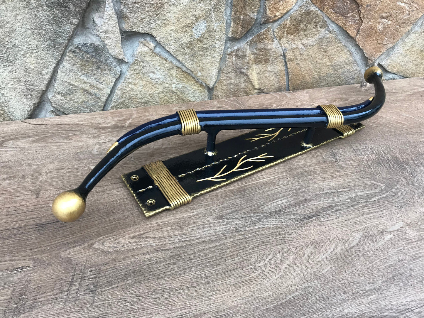 Door handle, door pull, room decor, barn door handle, barn door pull, iron gift, family name sign, metal monogram sign, living room decor