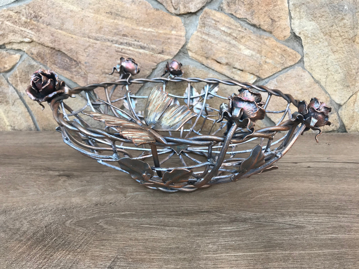 Forged fruit bowl, metal fruit plate, veggie tray, vegetable tray, fruit tray, fruit holder, kitchen basket, eggs basket, picnic, BBQ, bins