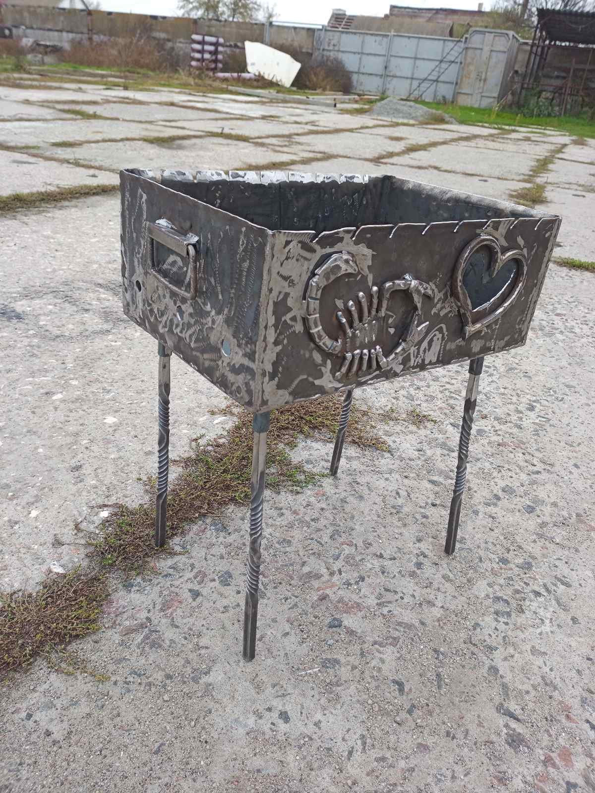 Portable grill, brazier, charcoal grill, brazier grill, fire pit, BBQ gift, skewers,iron gift, outdoor grill, bbq grill, Christmas BBQ,grill