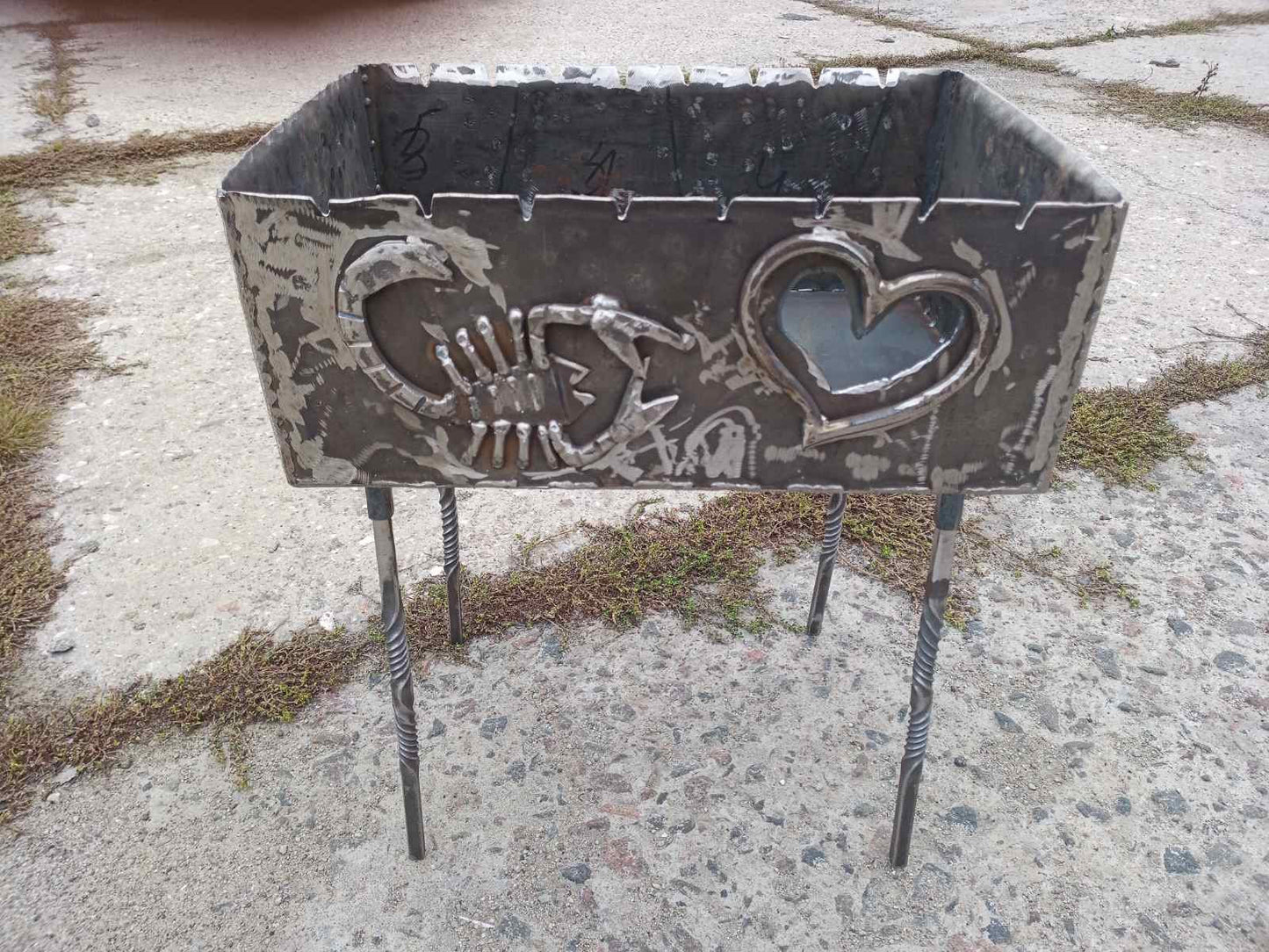 Portable grill, brazier, charcoal grill, brazier grill, fire pit, BBQ gift, skewers,iron gift, outdoor grill, bbq grill, Christmas BBQ,grill