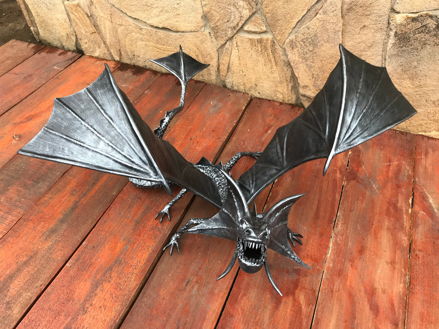 Custom listing for Poland: a dragon