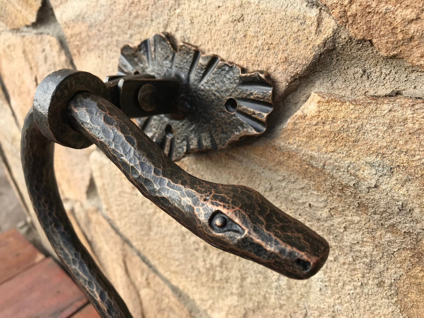 Door knocker, snake door knocker, snake door handle, snake decor, barn door handle, snake gift, snake lover,door pull,iron snake,wild nature