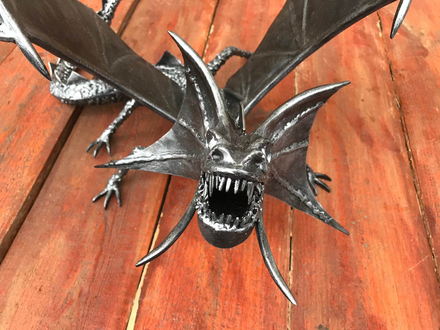 Custom listing for Poland: a dragon