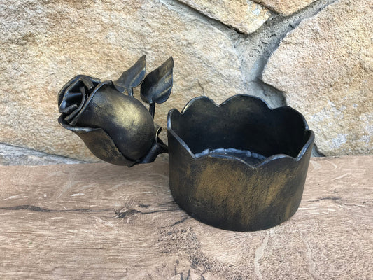 Ashtray, ash tray, iron gift for her, 6th anniversary gift, 6 year anniversary, smoker, cigarettes, cigar holder, cigar case, cigar tray