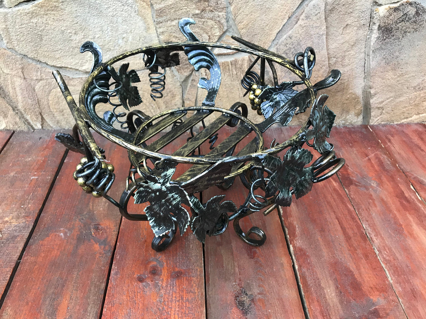 Plant stand, stand plants in pots, wifey, flower pot, iron gift, grapes, outdoor gardening, indoor planters, planter pot, planter box,flower