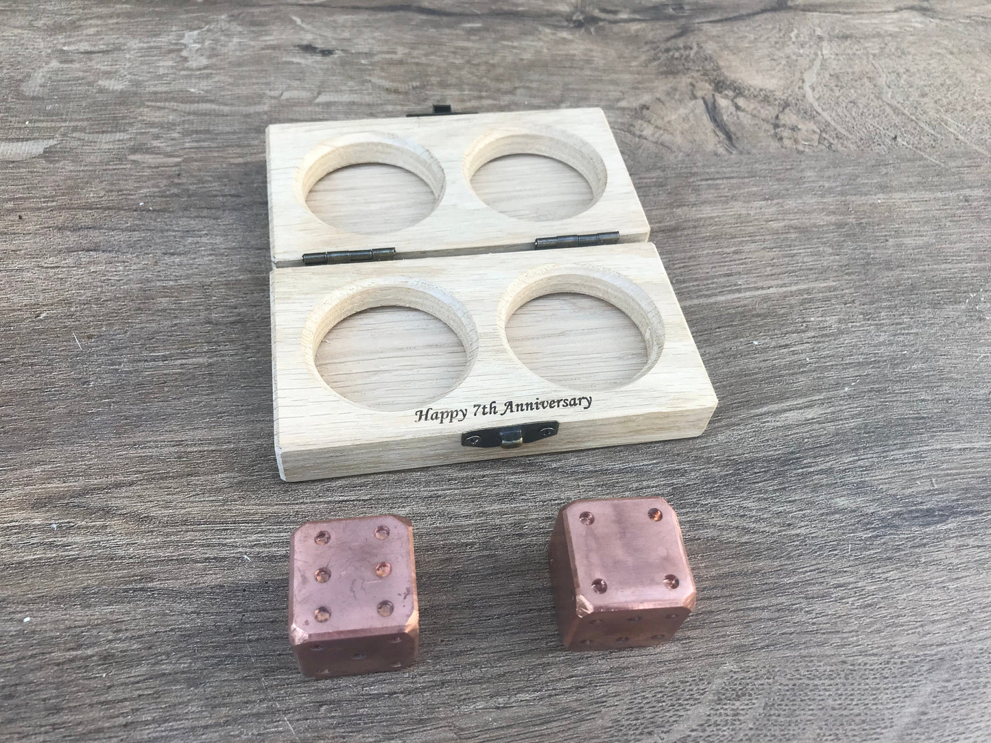 Copper anniversary, copper gift, copper dices, dice box, gift box, engraved gift, personalized gift, dice games, tabletop game, board game