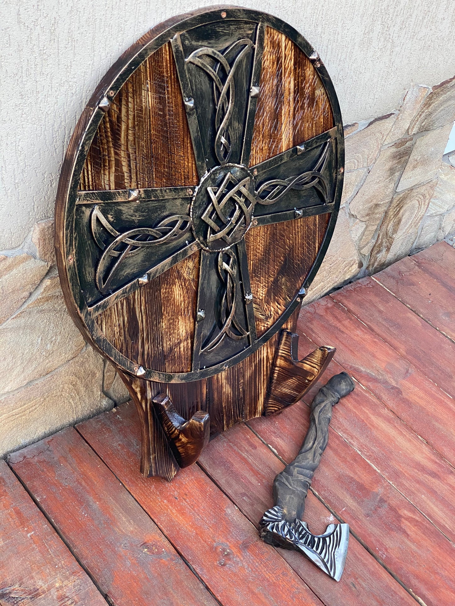 Celtic shield, decorative shield, axe holder, shield, viking shield, Christmas gift, cosplay armor, mens gift, axe, medieval shield, viking