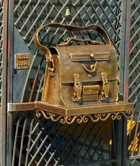 Locking mailbox, mailbox, mail box, Christmas, birthday, garden gift, house number plaque, house number sign, iron gift, anniversary gift