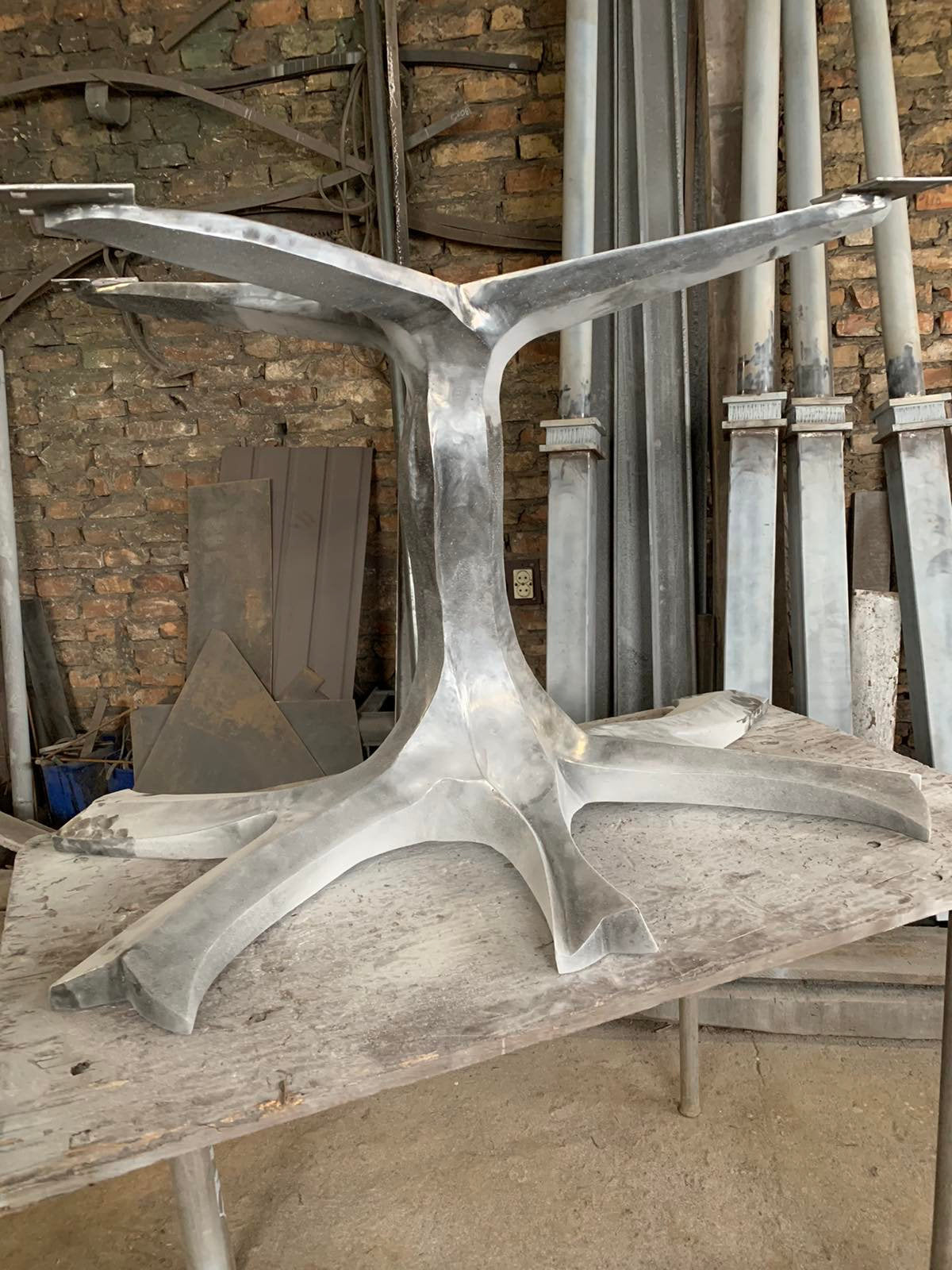 Table, table leg, log decor, tree stump table, coffee table, table top, iron decor, dining table,kitchen table,iron gift,blacksmith,birthday