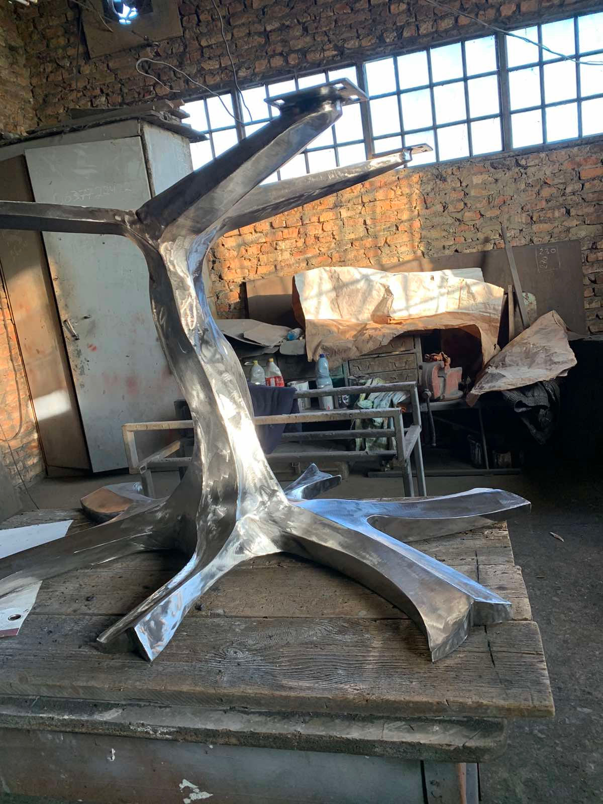 Table, table leg, log decor, tree stump table, coffee table, table top, iron decor, dining table,kitchen table,iron gift,blacksmith,birthday
