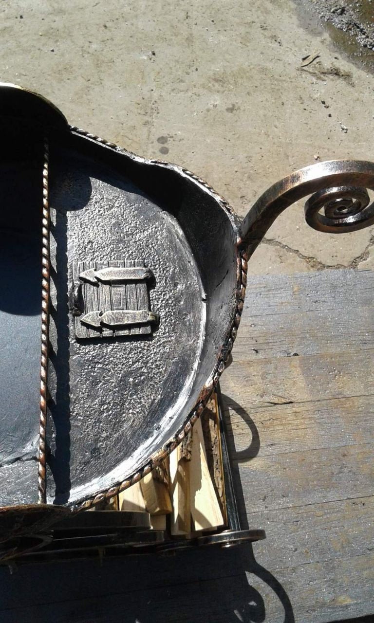 Brazier, viking theme, grill, fire pit, BBQ, skewers,iron gift, drakkar, viking, middle ages, medieval, Christmas, shield, dragon, axe, mace