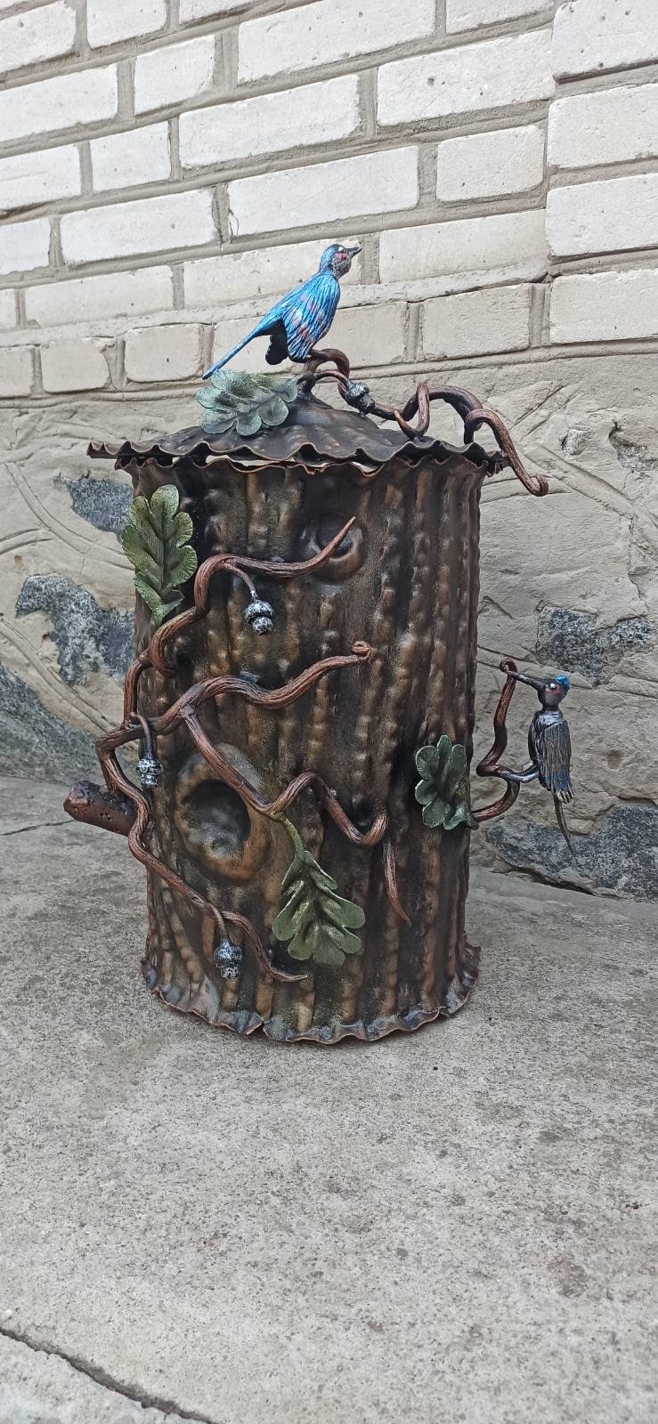 Waste basket, chest, trash bin, trash can, garbage can, waste bin, Christmas, wedding, birthday, garden, iron gift, bird decor, oak decor