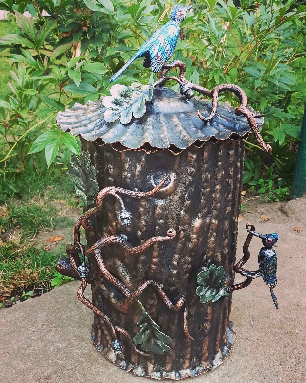 Waste basket, chest, trash bin, trash can, garbage can, waste bin, Christmas, wedding, birthday, garden, iron gift, bird decor, oak decor