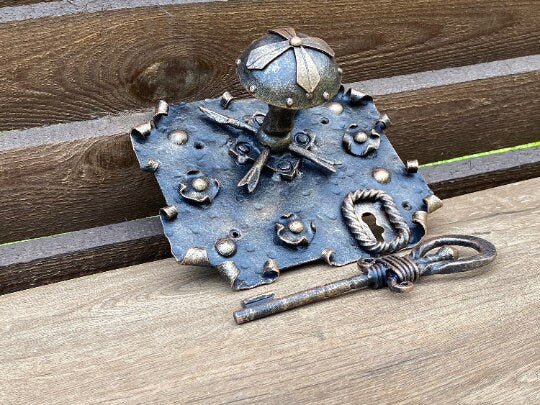 Door handle, spear, shield, medieval, key, door pull, door hardware, antique door, lock, door pull, blacksmith, vintage decor, retro,antique