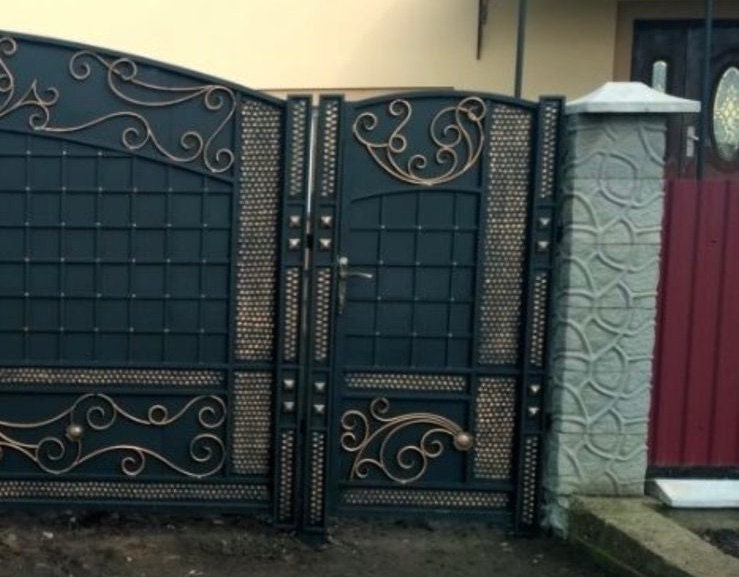 Wicket, gate, door, fence, yard, garden, balcony, privacy screen, railing, handrail, birthday, Christmas, anniversary, iron gift, new house