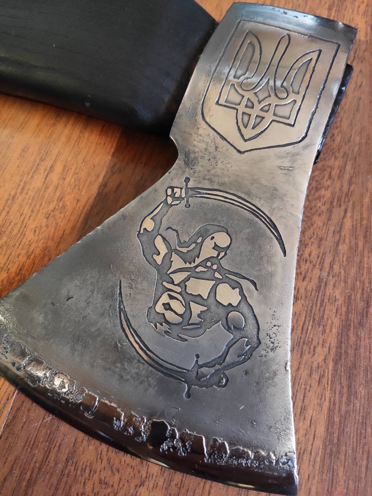 Axe, Ukraine, pray for Ukraine, stand with Ukraine, flag of Ukraine, mens gifts, viking axe, hatchet, birthday, Christmas,Fathers Day,prayer