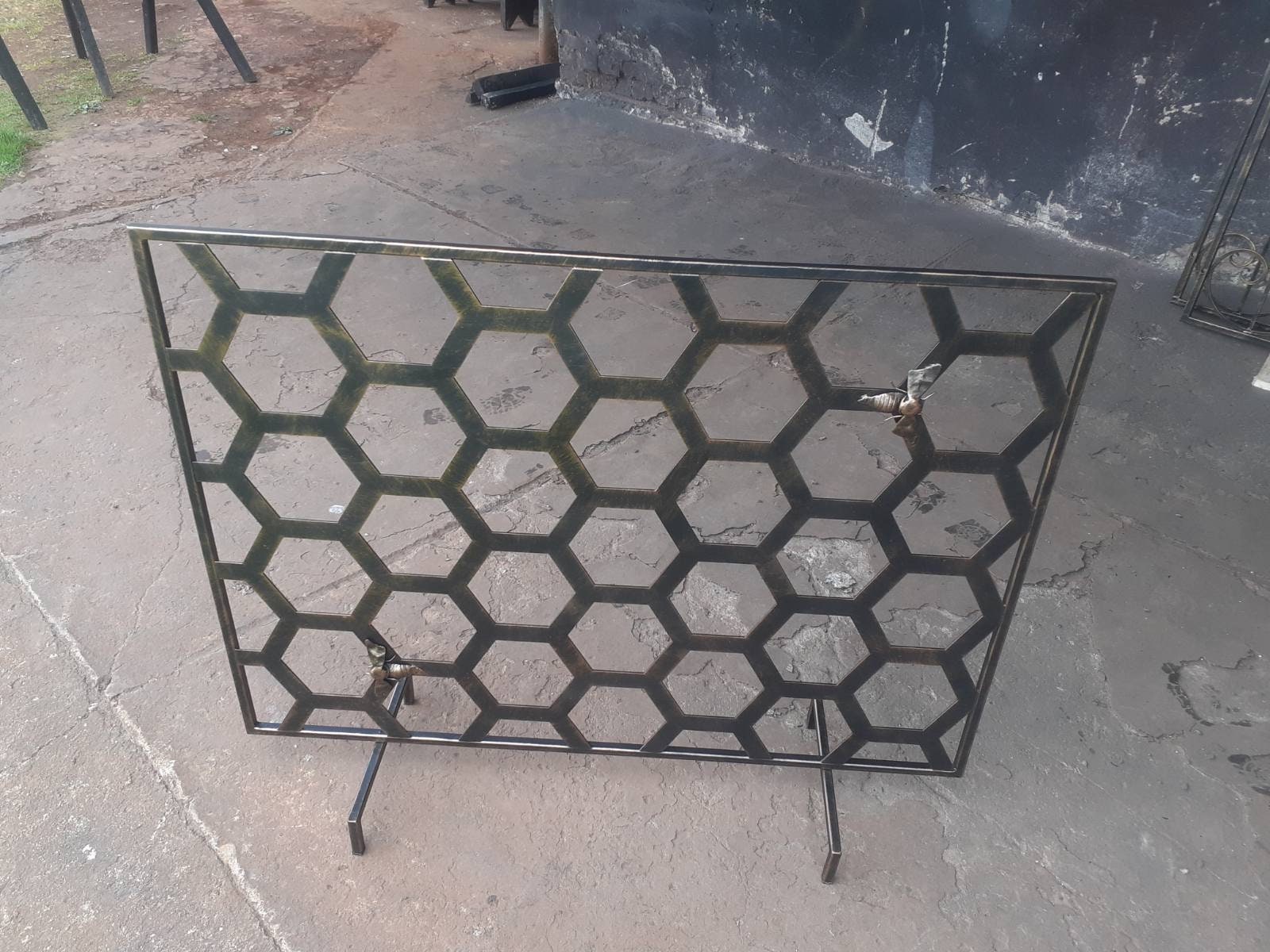 Fireplace screen, honeycomb, honey, bee, groomsman, mens gift, Fathers Day, Christmas, new house, anniversary, fireplace, wedding, firewood