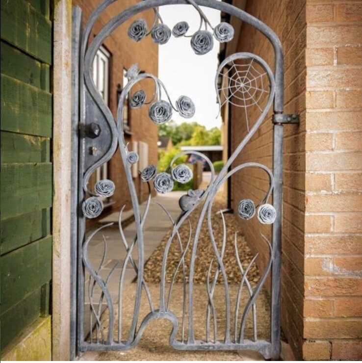 Garden gate, gate, balcony, yard, Christmas, pet gate, terrace, window grille, door grille, speakeasy,blacksmith,hinge,door,house renovation