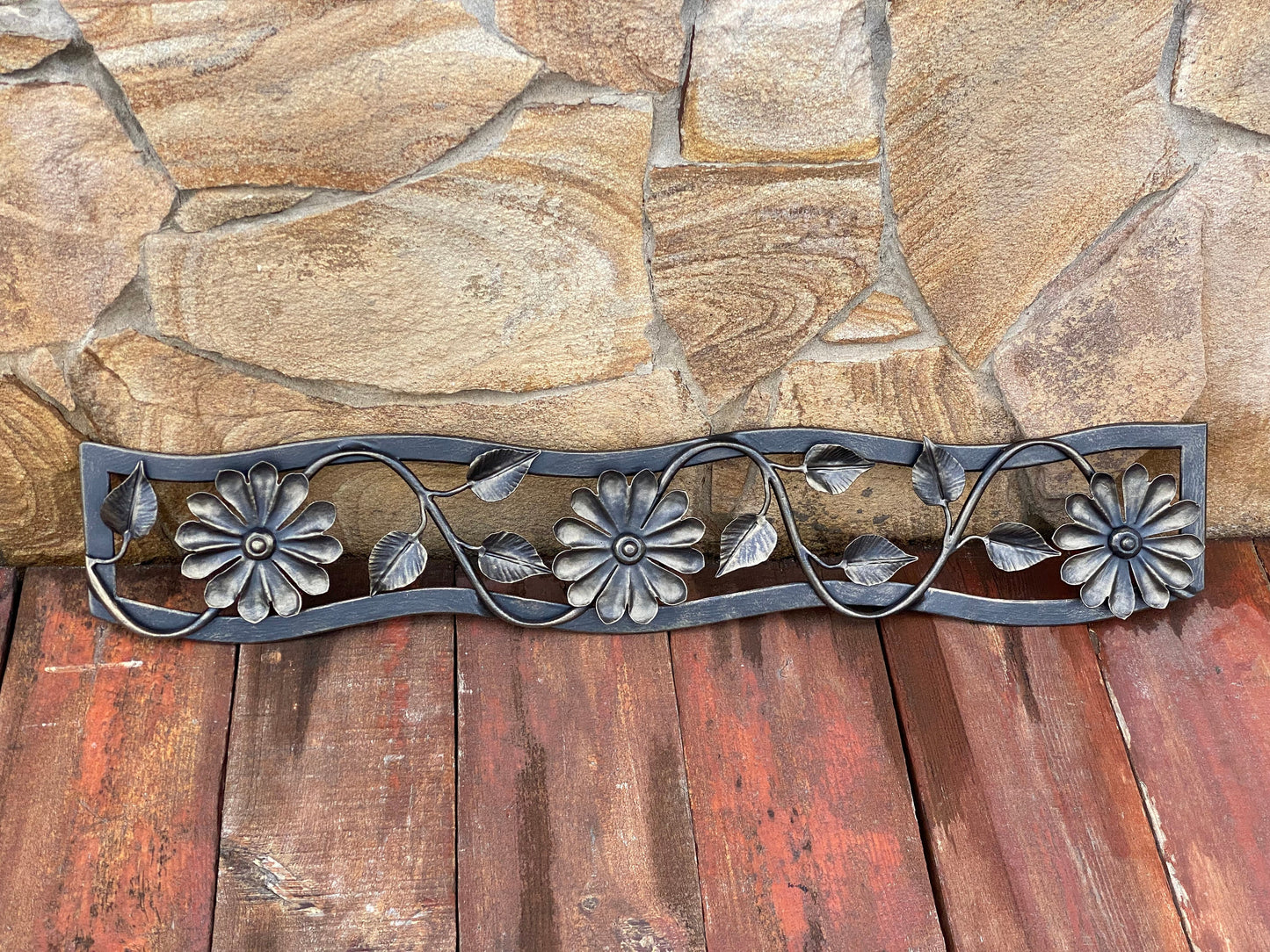 Wall hook, key holder, hanger, clothes hanger, daisy, flower, birthday, anniversary, Christmas, Mothers Day, engagement, wedding, newlyweds
