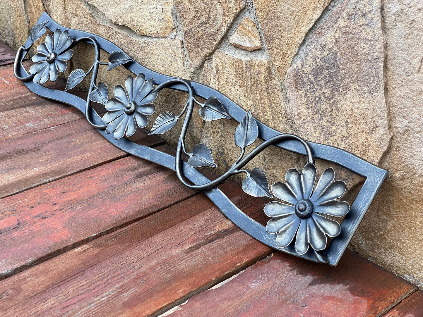 Wall hook, key holder, hanger, clothes hanger, daisy, flower, birthday, anniversary, Christmas, Mothers Day, engagement, wedding, newlyweds