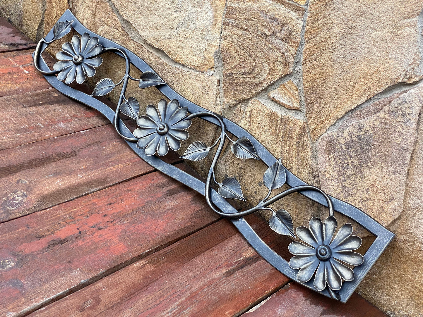 Wall hook, key holder, hanger, clothes hanger, daisy, flower, birthday, anniversary, Christmas, Mothers Day, engagement, wedding, newlyweds