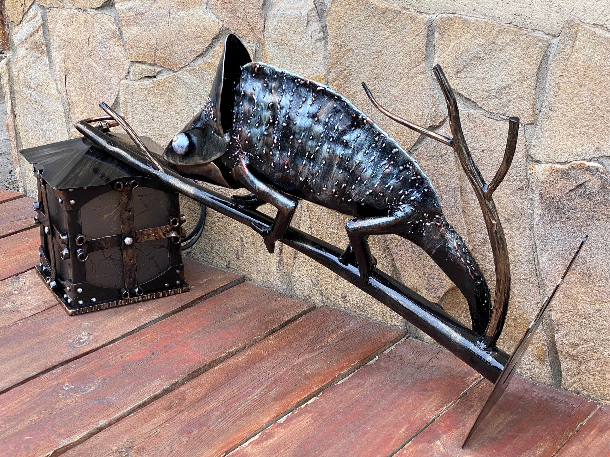 Wall sconce, chameleon, sconce, lantern, outdoor light, forest decor, animal, wild nature, lamp, exterior design, renovation, Christmas,bulb