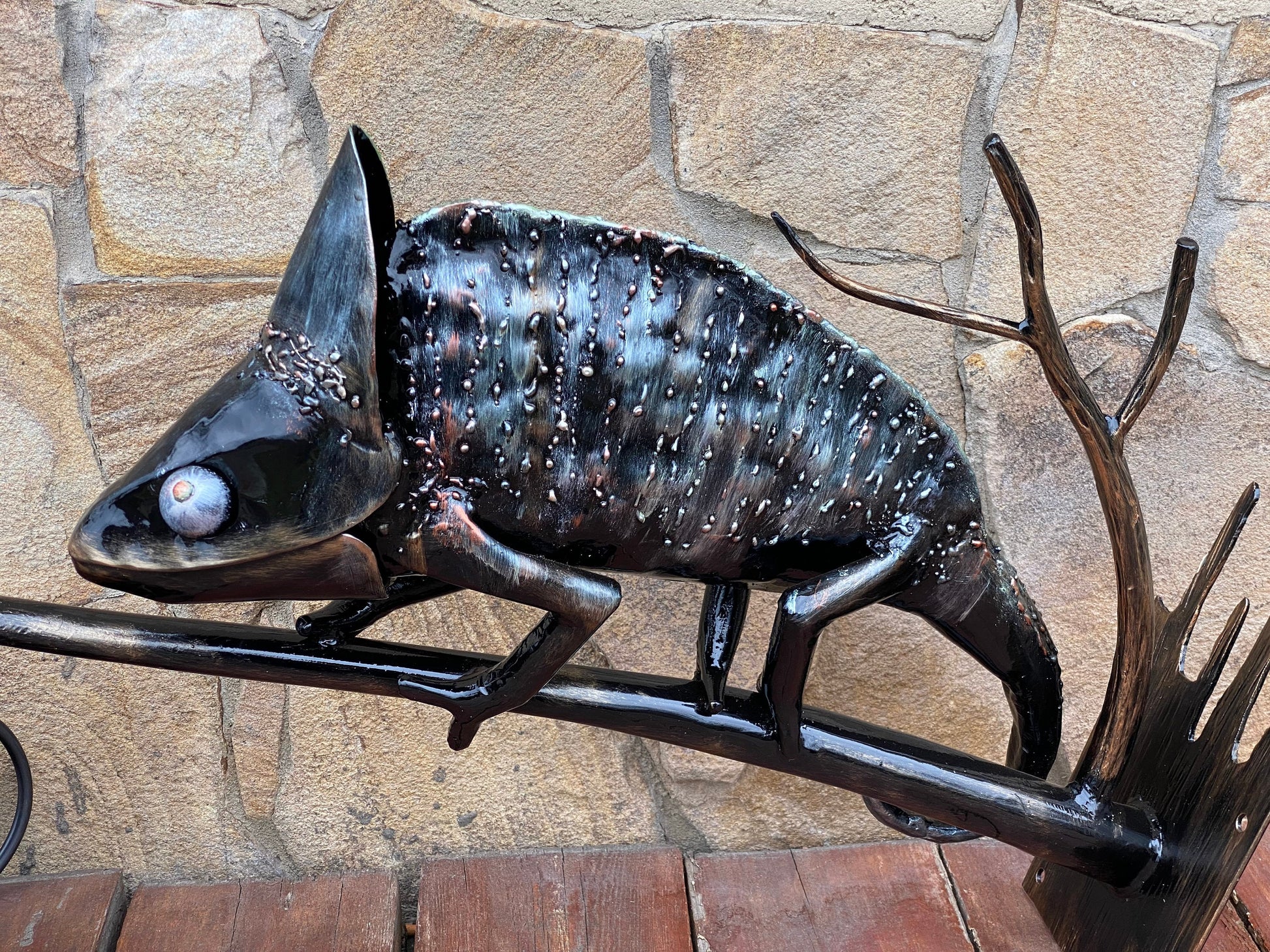 Wall sconce, chameleon, sconce, lantern, outdoor light, forest decor, animal, wild nature, lamp, exterior design, renovation, Christmas,bulb