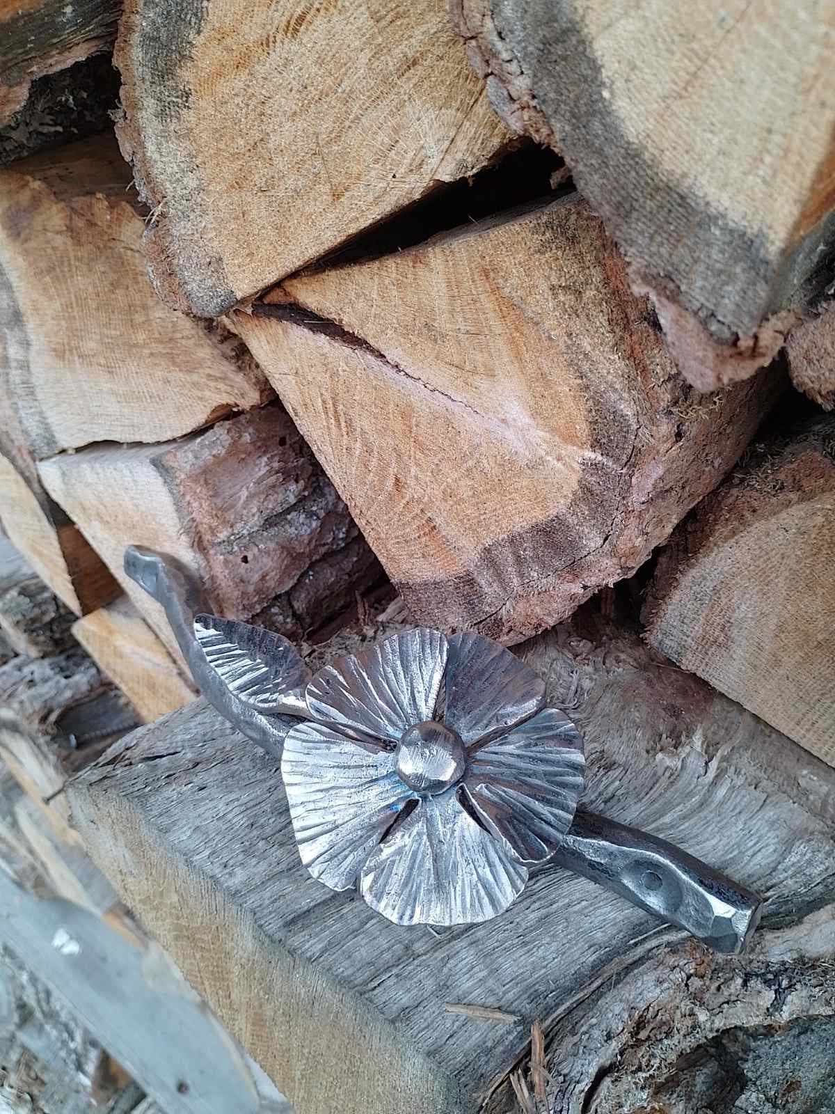 Door handle, barn door handle, door pull, closet door handle, flower, floral, florist, 6th anniversary, renovation,forest,birthday,Christmas