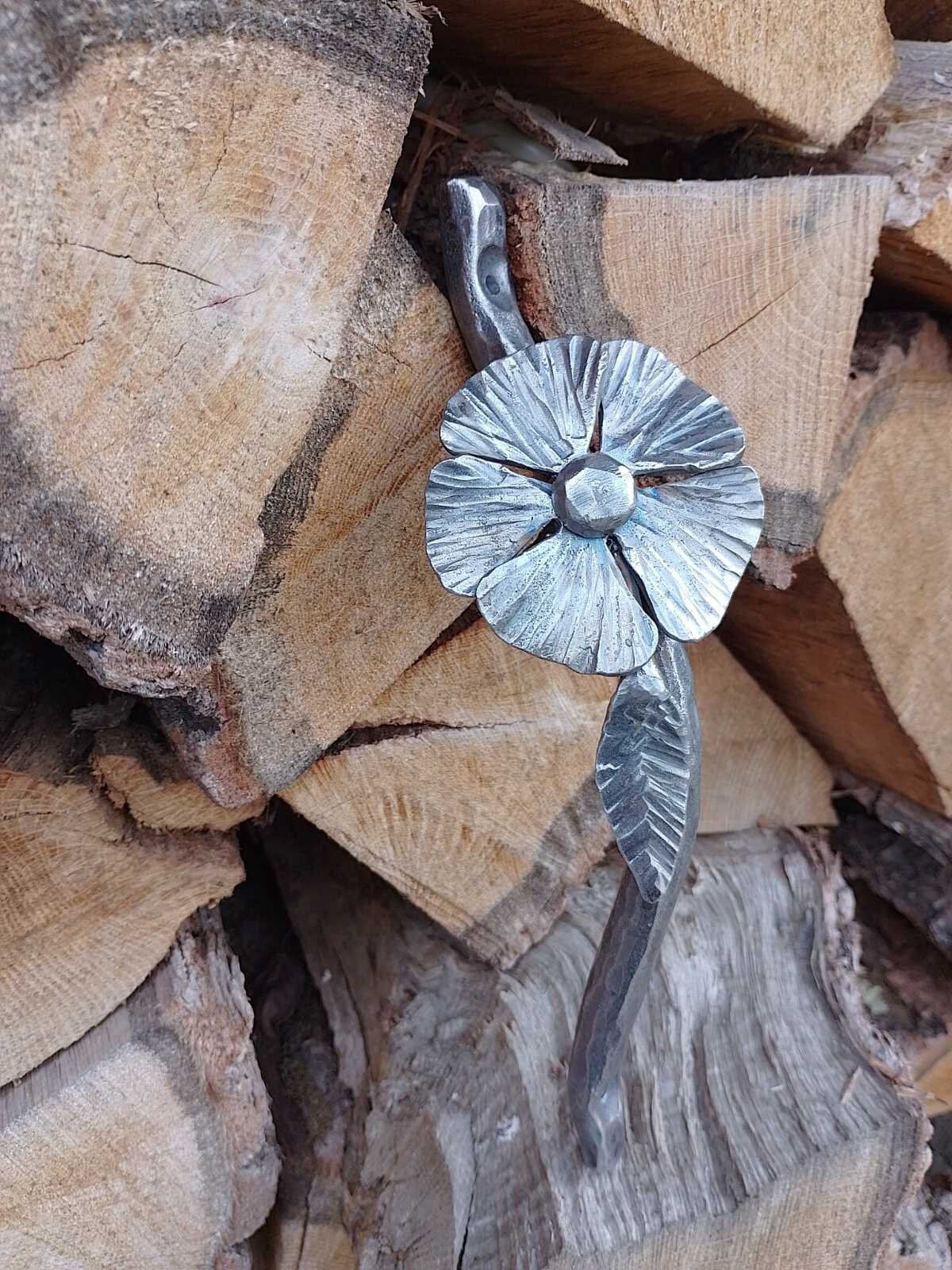Door handle, barn door handle, door pull, closet door handle, flower, floral, florist, 6th anniversary, renovation,forest,birthday,Christmas