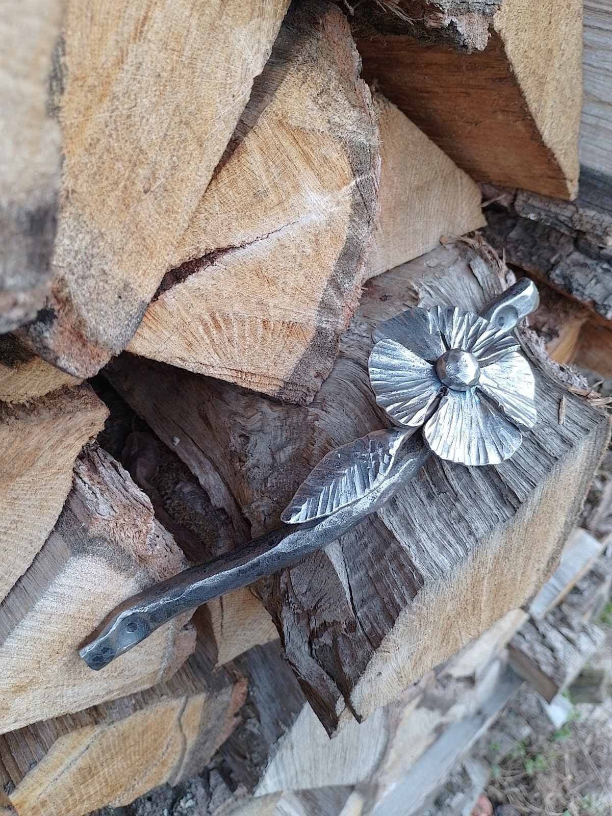 Door handle, barn door handle, door pull, closet door handle, flower, floral, florist, 6th anniversary, renovation,forest,birthday,Christmas