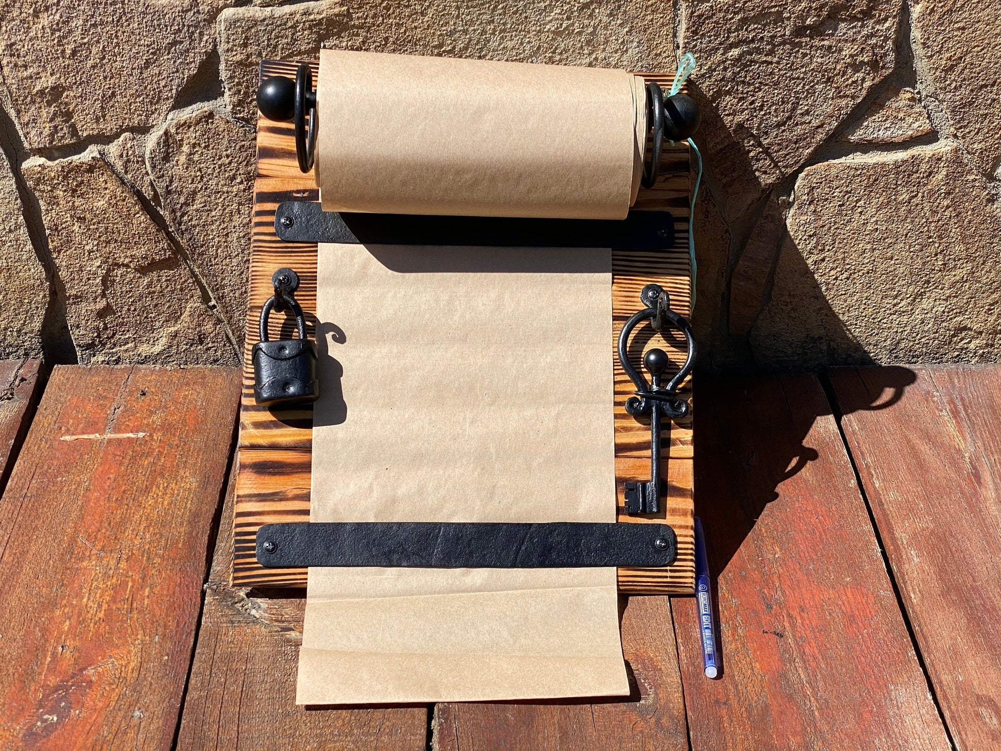 Note pad, notepad, memopad, wooden gift, lock, key, birthday, anniversary, 6th anniversary, Christmas, grandma, grandpa, retirement, pension