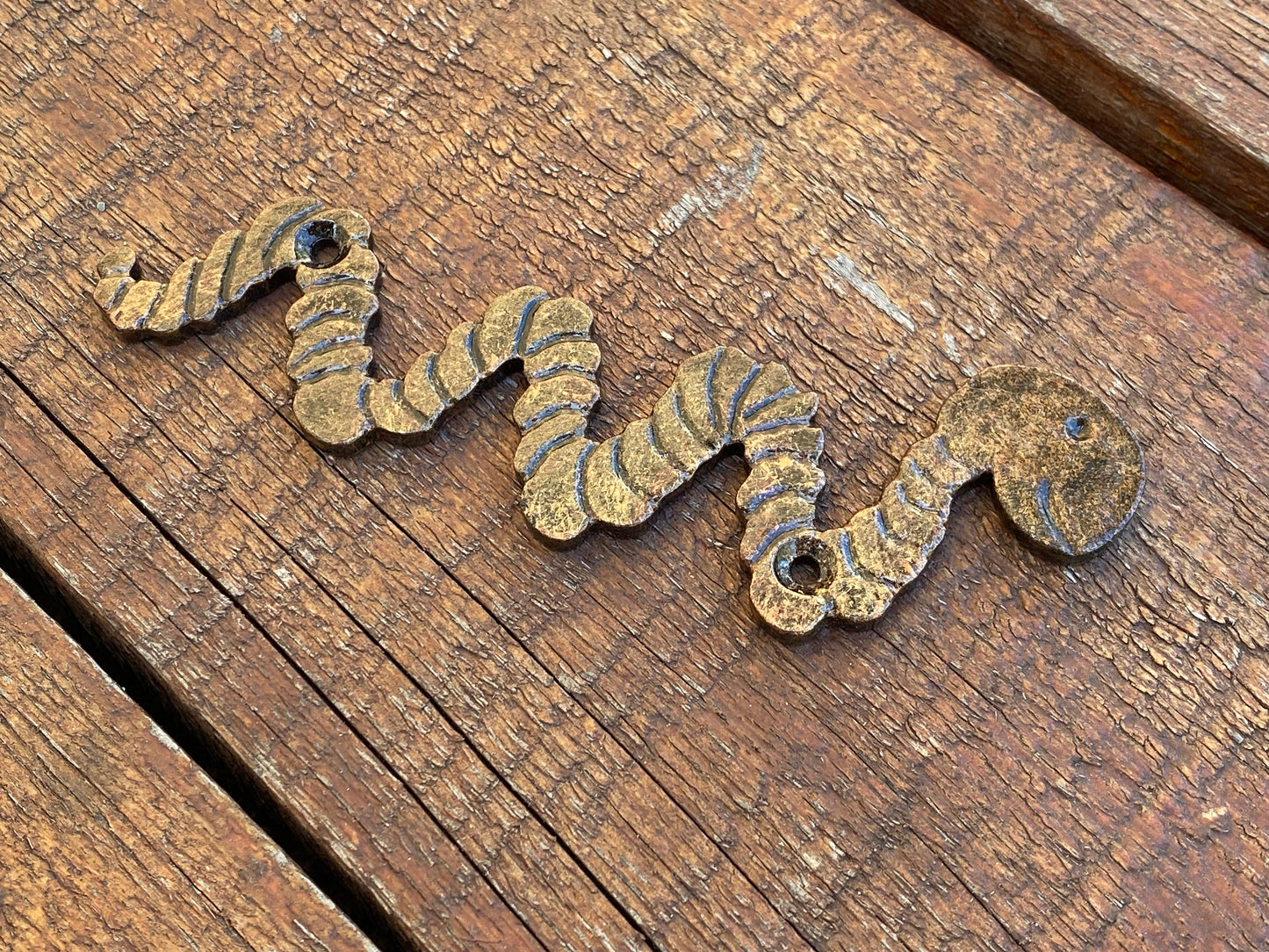 Worm, metal cutout, children, kids party, cutout, child toy, kids birthday, forest decor, metal artwork,cartoon,Christmas,kids toy,kids room