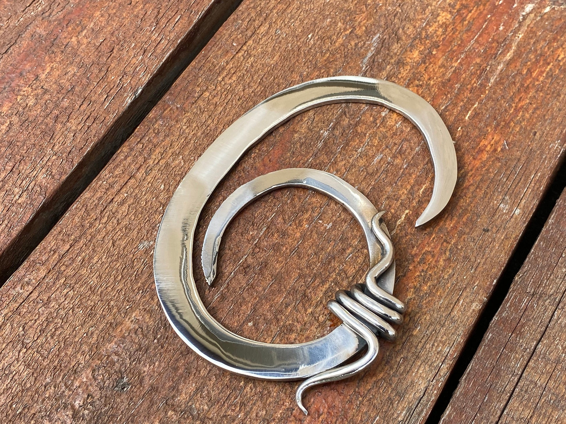 Hand forged six, metal six, 6th anniversary, iron anniversary, number, decor number, iron gift, anniversary, iron decor, birthday, Christmas