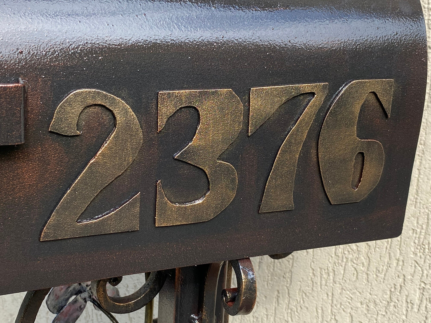 Mailbox, mail box, Hawaii, donkey, orchid, house number sign, house numbers, birthday, Christmas, anniversary, renovation, floral decor