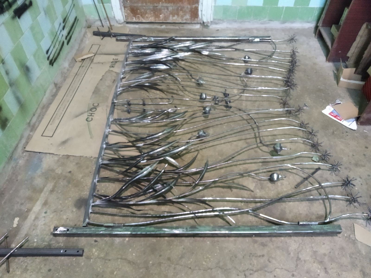 Garden gate, gate, wicket, renovation, balcony, yard, terrace, Christmas, railing, window grille, door grille, speakeasy, renovation, flower