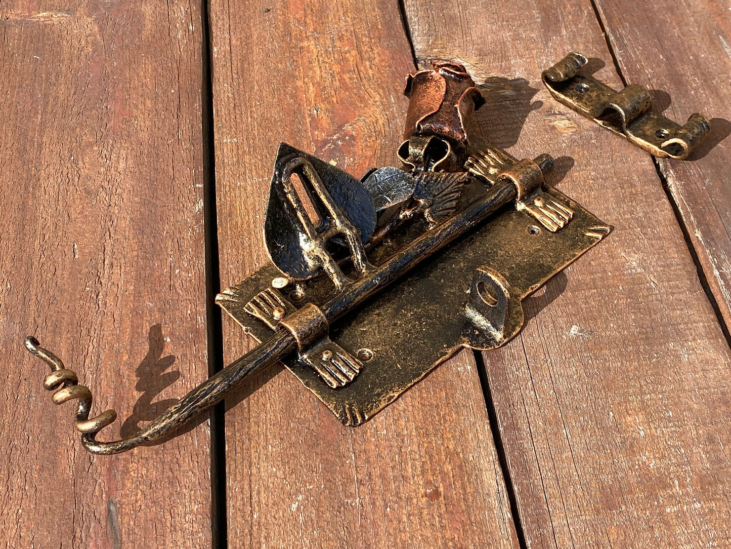 Latch, door latch, rose, flower, wild nature, birthday, door handle, gate latch, gate, lock, Christmas, yard, turn drop bar latch, garden