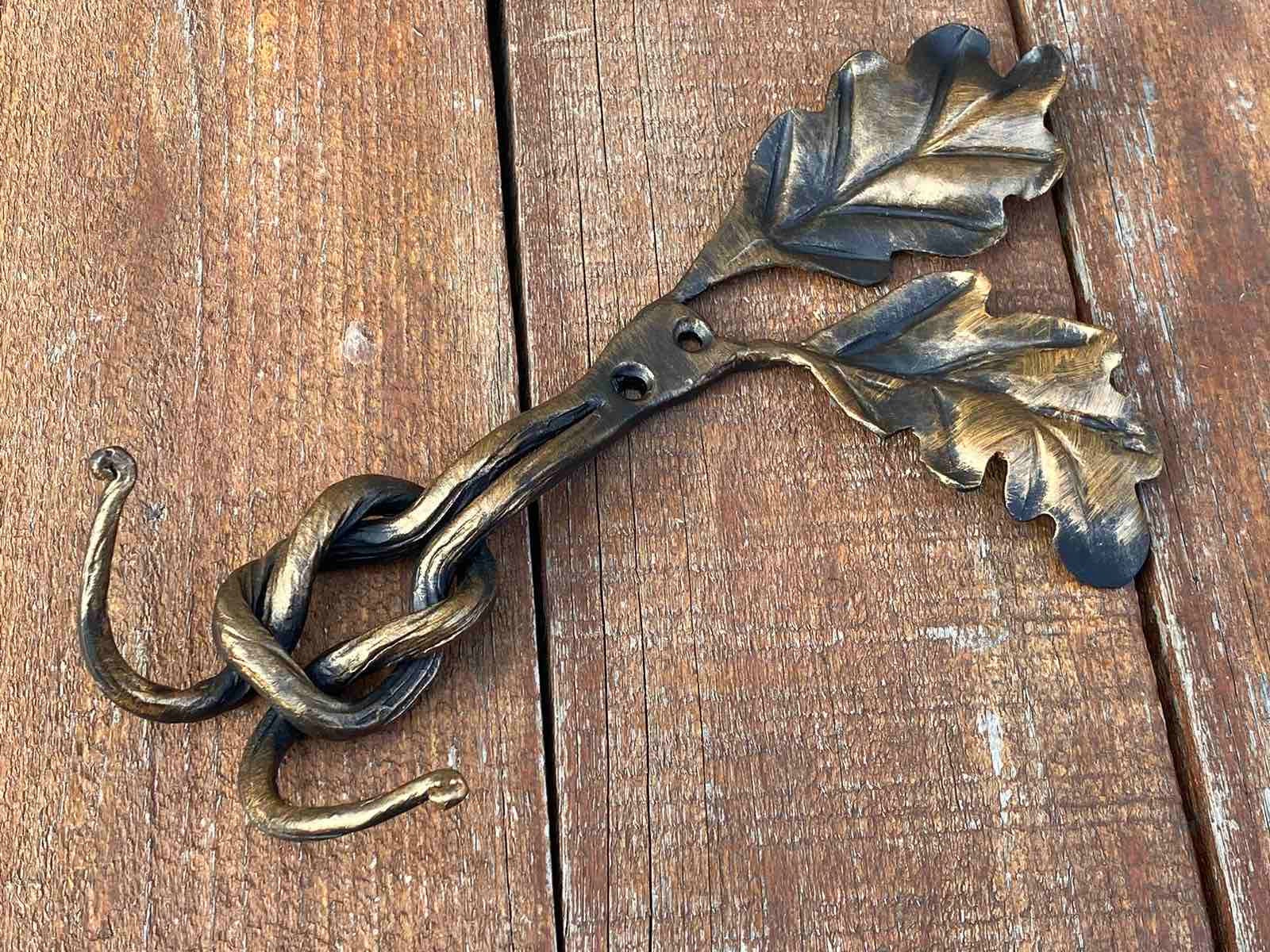 Hook, wall hook, key hook, key holder, oak, acorn, clothes hanger, bathroom hook, iron gift, steel gift, forest decor, kitchen hook, vines