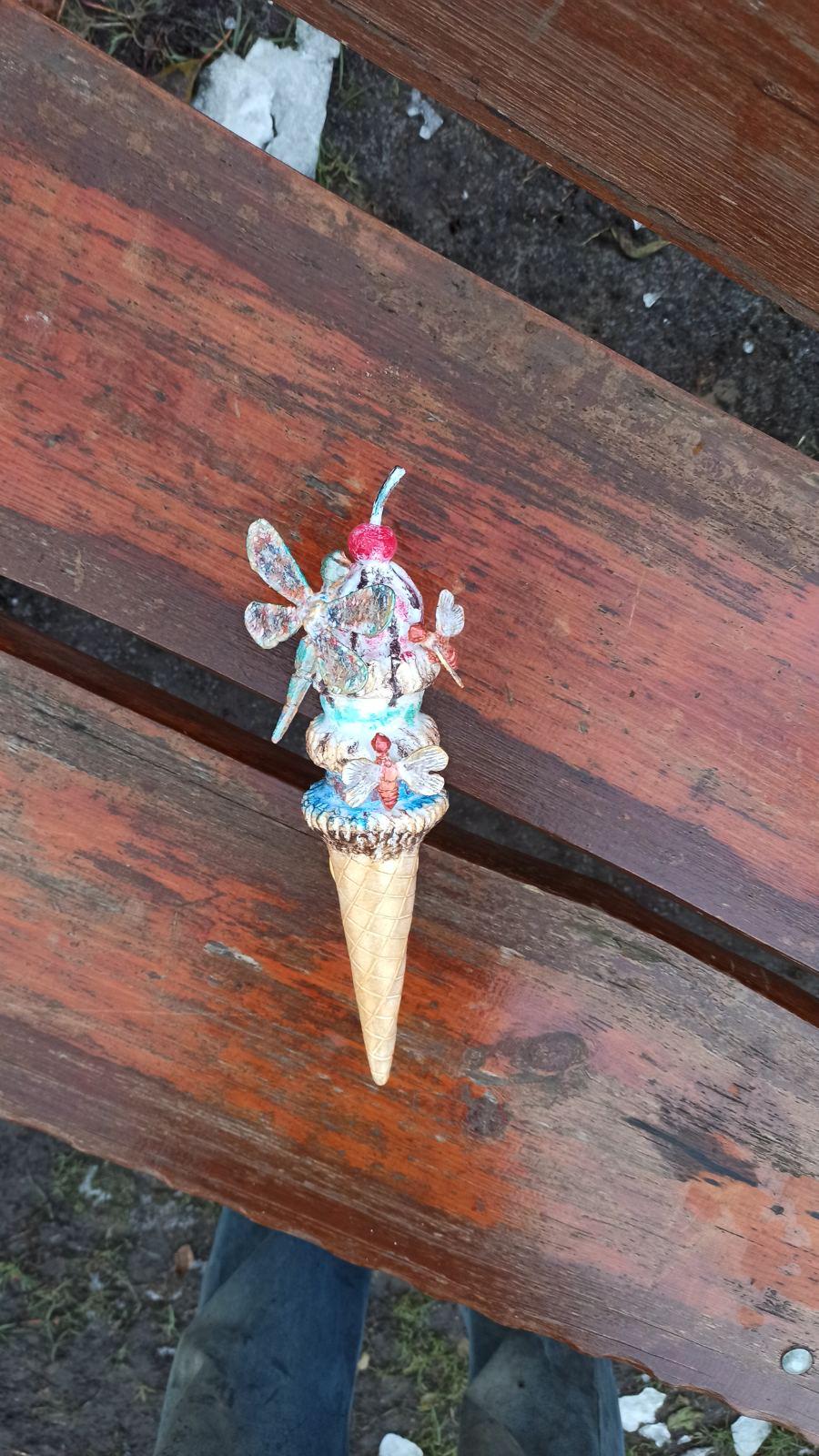 Door handle, ice cream, icecream, restaurant, kids party, gelato, kids birthday, childrens room, dragonfly, Christmas, anniversary, bee