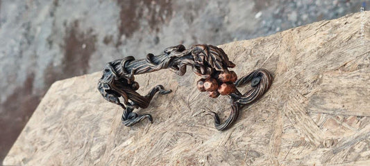 Door pull, door handle, door knob, grapes, grapevine, wine lover, wine, Thanksgiving, Christmas, birthday, renovation, anniversary, garden