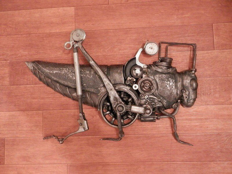 Steampunk grasshopper, steampunk sculpture, grasshopper, junk art, industrial art, steampunk gifts,steampunk decor,industrial decor,recycled