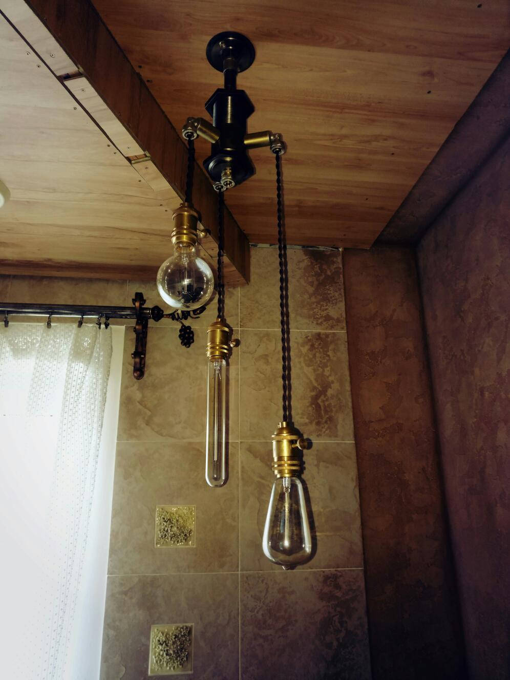 Loft lamp, loft lamp idea, loft light, loft lighting, steampunk lamp, Edison vintage lamp, industrial lamp, iron pipe lamp, rustic lamp