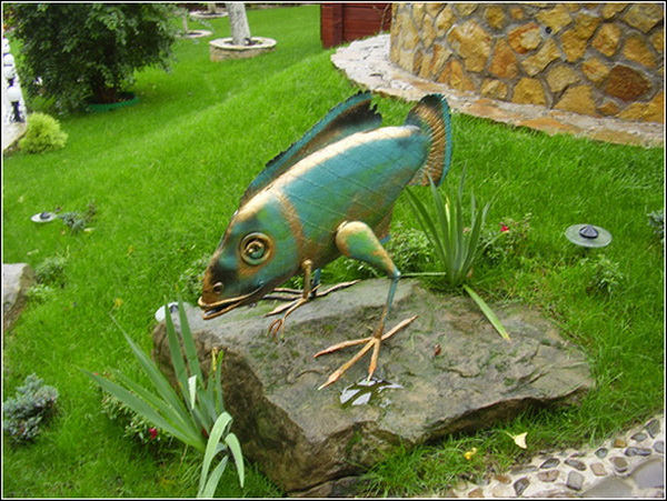 Hand forged sculpture, garden sculpture, garden art, metal art, outdoor iron sculpture, garden metal art, fish artwork, fish sculpture