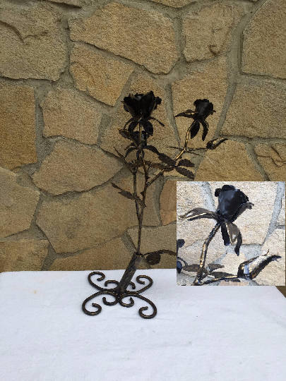 Hand forged rose with a stand, welded rose, rose sculpture,iron flower,iron bouquet of roses,iron gifts,blacksmith flower,bridal gift flower