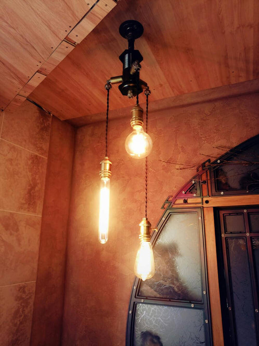 Loft lamp, loft lamp idea, loft light, loft lighting, steampunk lamp, Edison vintage lamp, industrial lamp, iron pipe lamp, rustic lamp