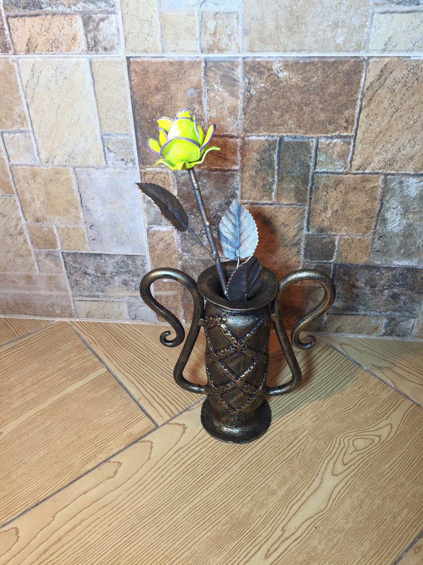 Iron rose in a vase, 6th anniversary gift, iron gifts for her,iron anniversary,hand forged rose,metal sculpture,metal rose,iron gift for her