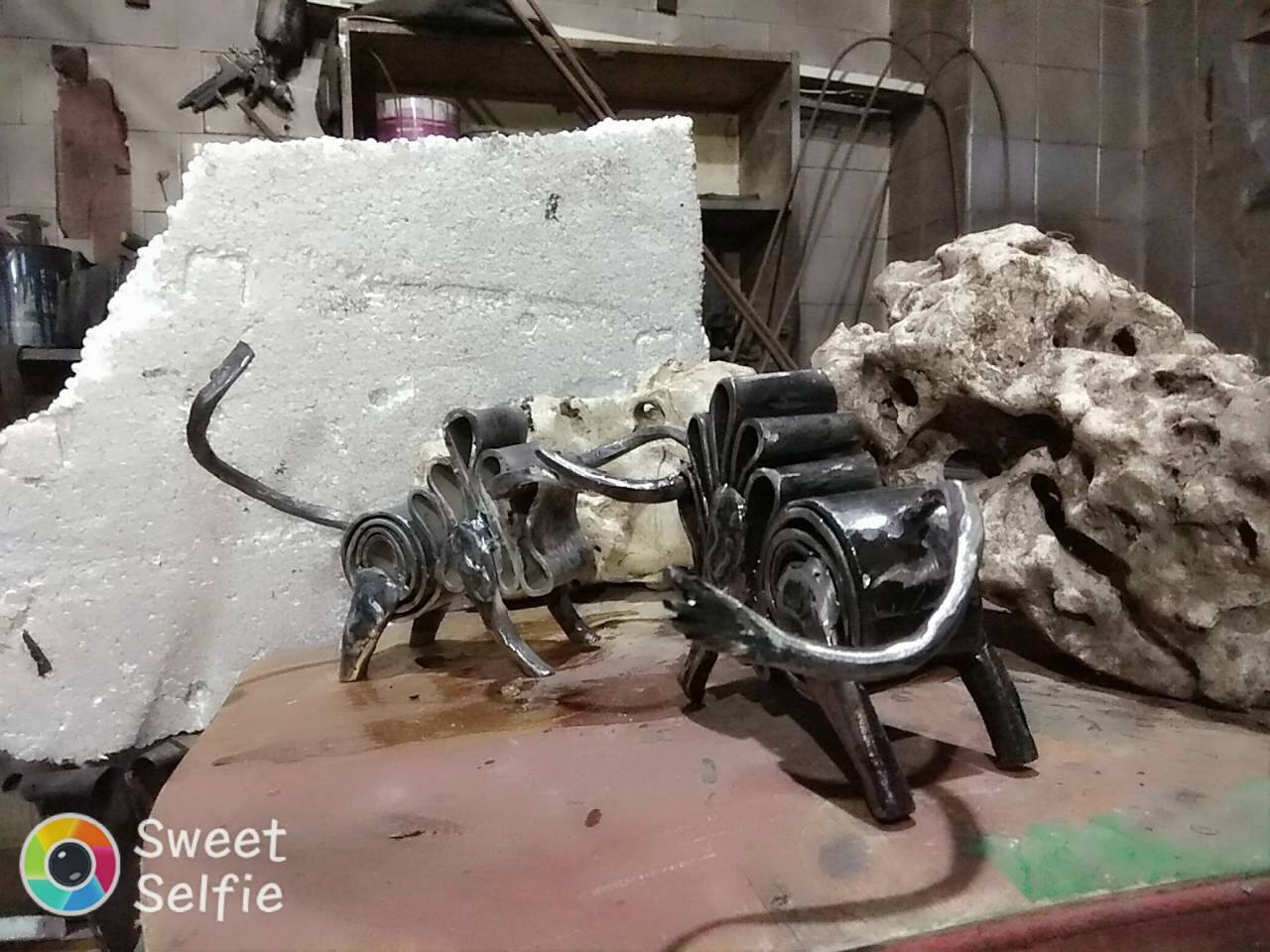 Hand forged bull, metal bull, bull sculpture, metal artwork, iron gift, iron sculpture, metal figurine, metal art, rustic iron decor