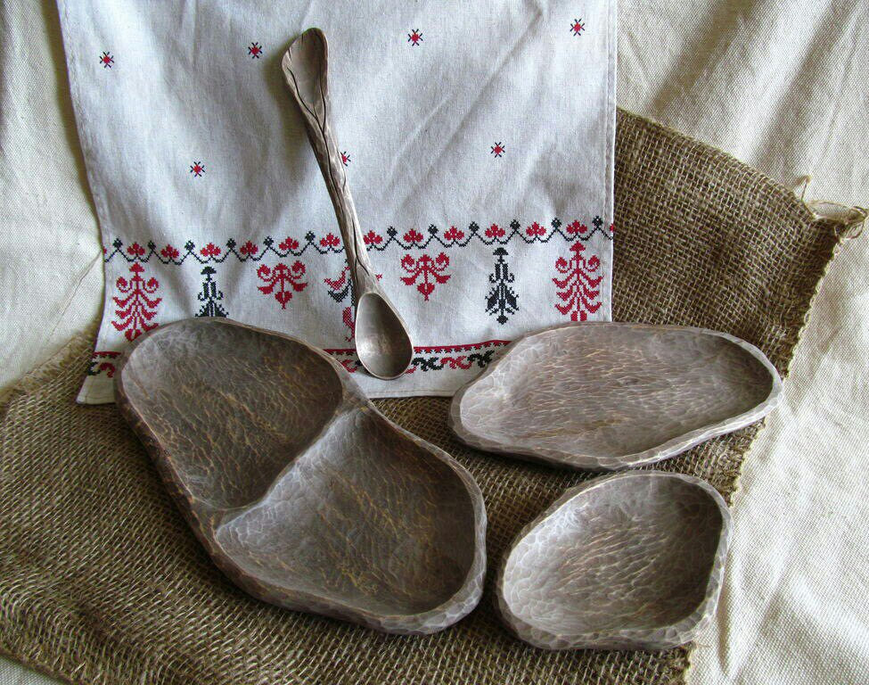 Wooden plates set of 3 with a wooden spoon, wooden dish, wooden bowl, wooden art, oak plate, wooden gift, jewelry tray, rustic style kitchen